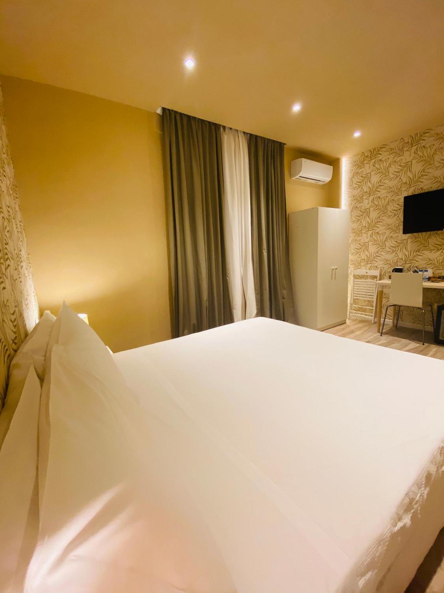 Bed and Breakfast Harmony House Prestige Pisa Habitación foto